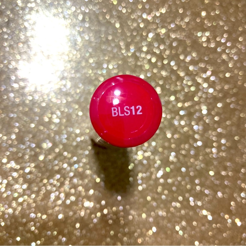 🆕 BLS12 NYX Butter Lipstick Little Susie Color - Picture 6 of 10
